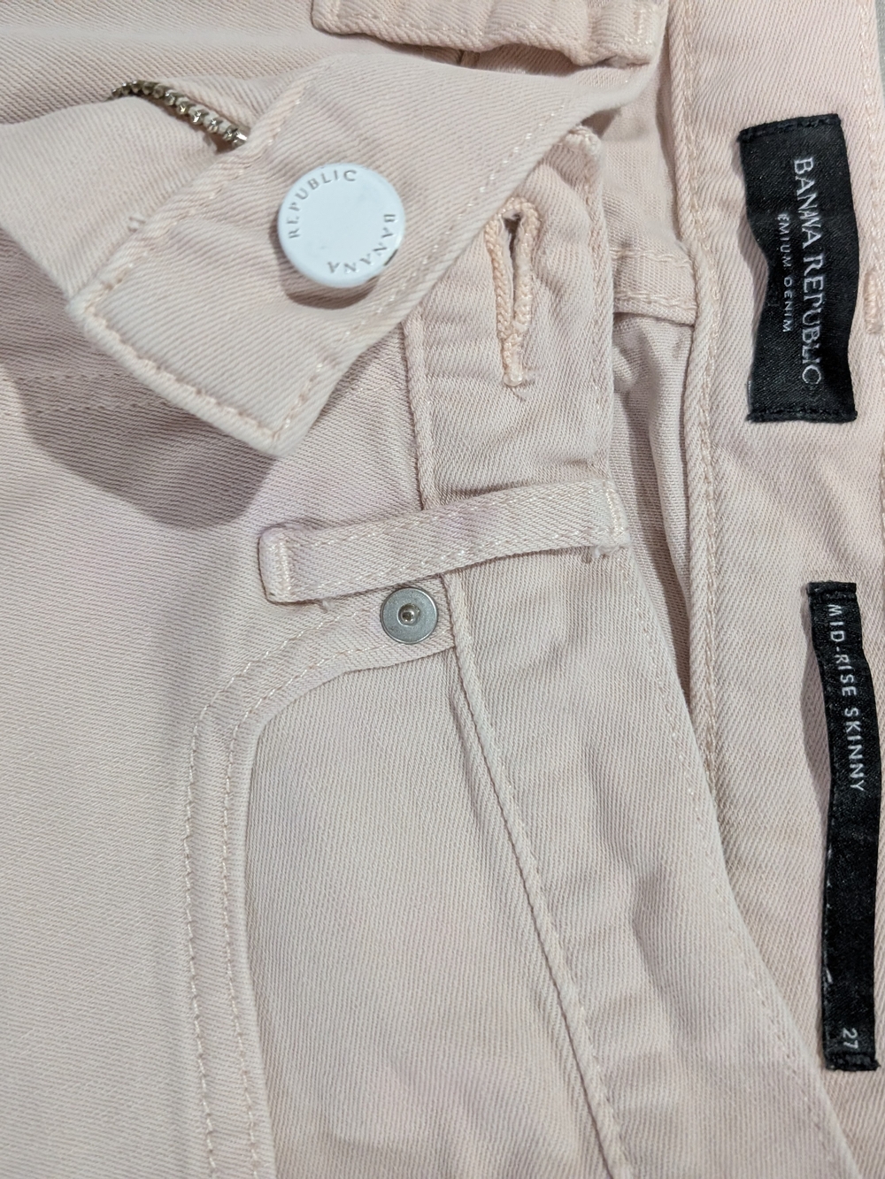 Banana Republic Mid-Rise Skinny Jeans in Light Pink